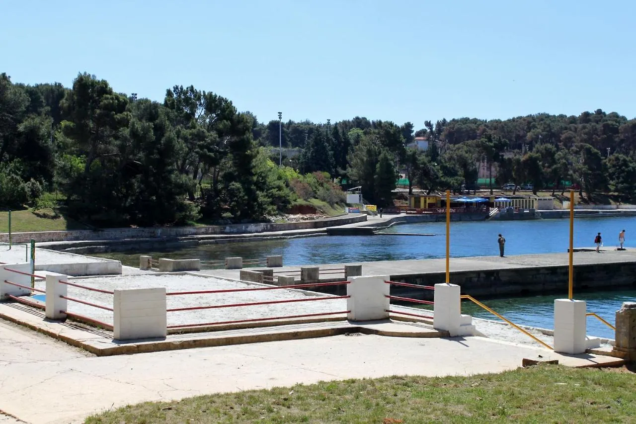 Apartments With Wifi Pula - 13049 Kroatien
