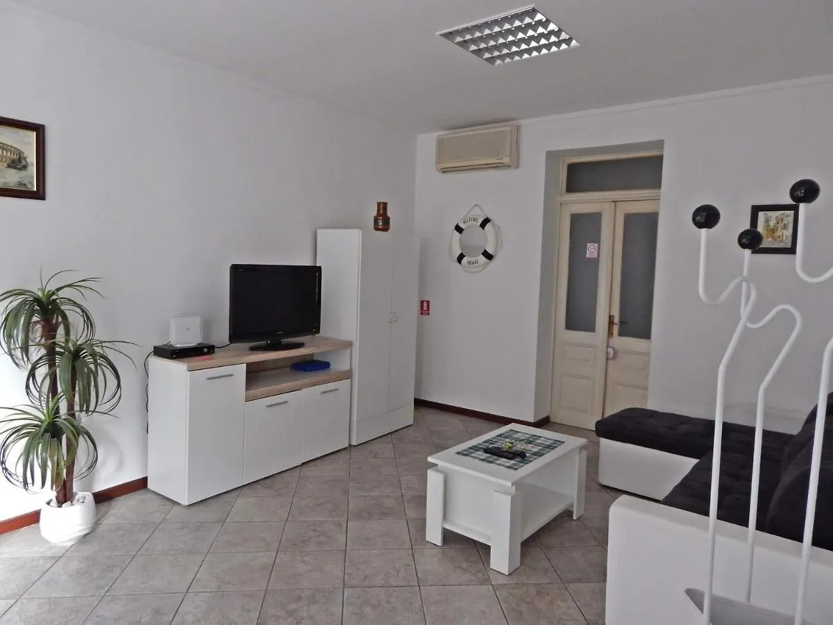 Apartments With Wifi Pula - 13049 0*,